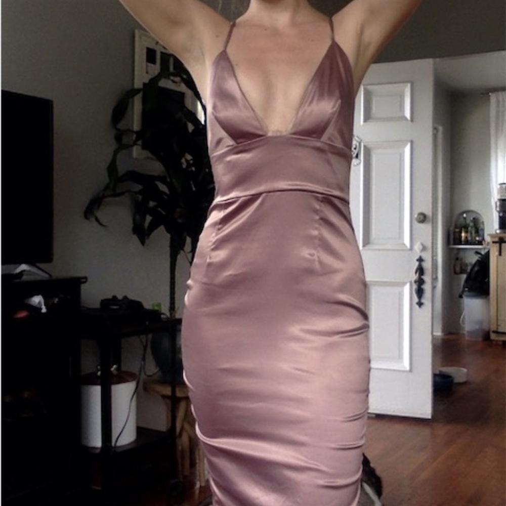 Silky Dress with slit in back